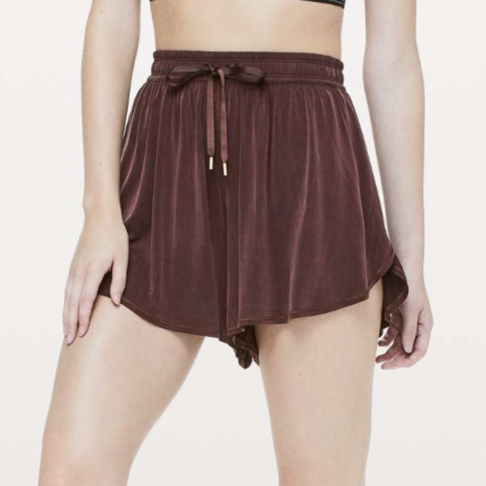 Lululemon Principal Dancer Short *3" Midnight Maroon Cupro High Rise Size 4